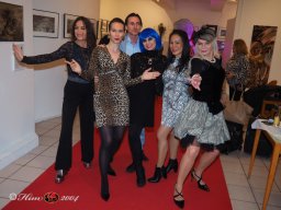 Fashion Show in der Contemplor Galerie Wien am 14. 03. 2024